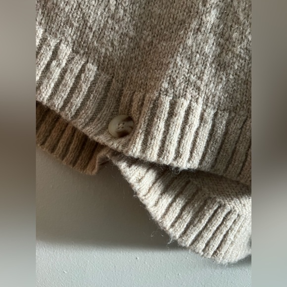 L.L. Bean Knitted Button Poncho/Cape - Picture 4 of 7